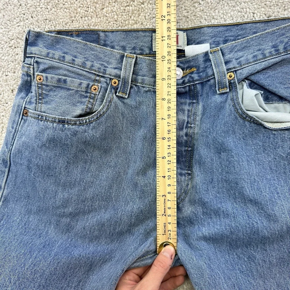 Levi's 501 XX Jeans 32x31 Blue Denim Straight Leg Button Fly 2000s